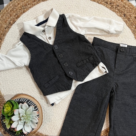 Dapper outfit with polo, vest and pants - Picture 2 of 4